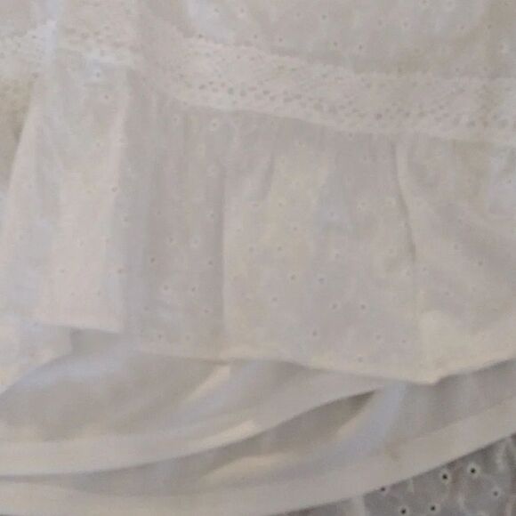 Live To Be Spoiled White Ruffled Eyelet Bodycon Dress With Cutout XL NWT - Picture 14 of 17